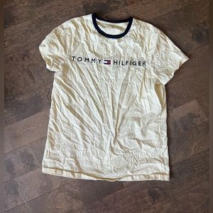 Tommy Hilfiger t-shirt size xs